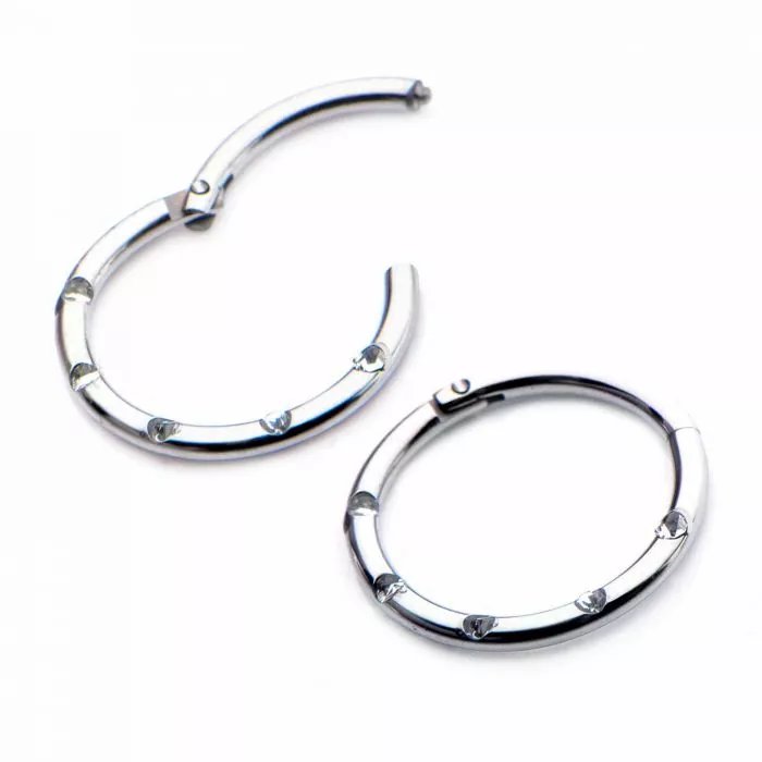 Titanium Hinged Segment Clicker with Five Clear Preciosa Gem