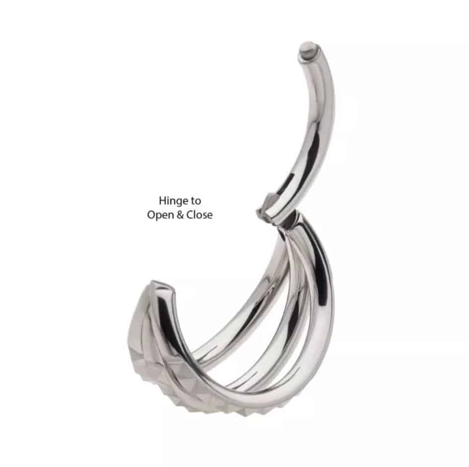 Titanium Triple Fan Out with Pyramid Design Side Facing Hinged Segment Clicker