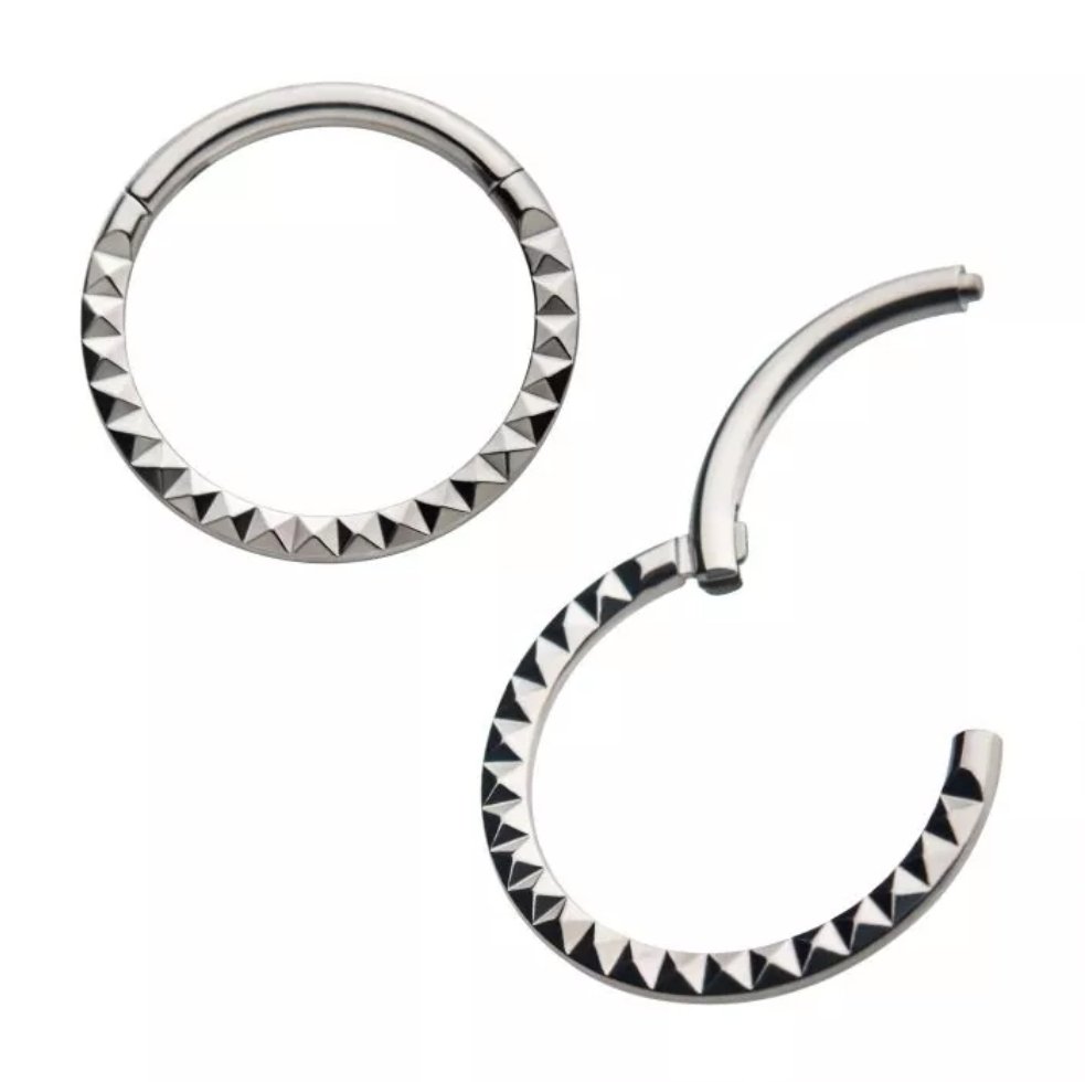 Titanium with Pyramid Design Front Facing Hinged Segment Clicker